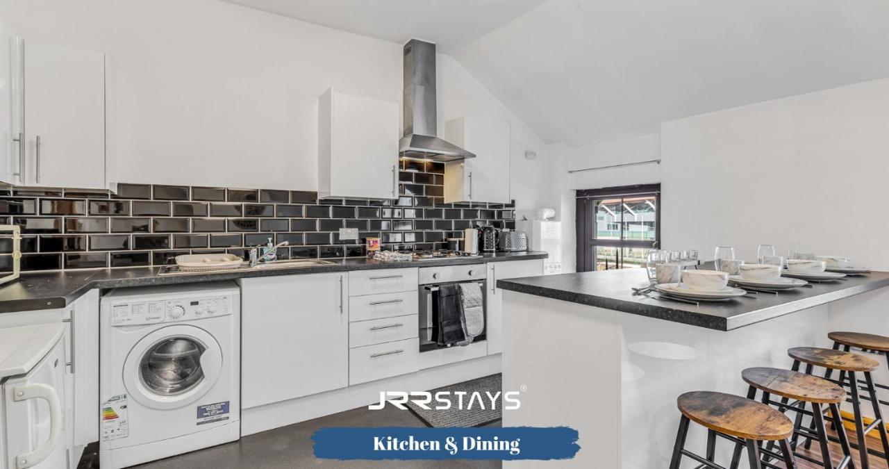Cardiff - Quirky 1 Bedroom, Sleeps 3, Wi-Fi - Jrr Stays Bagian luar foto